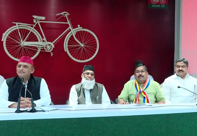 राजनीति का असली उद्देश्य